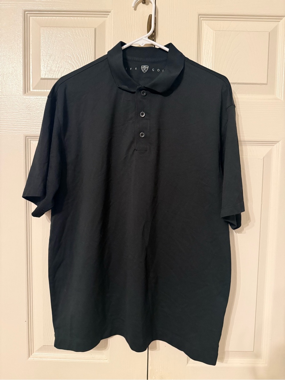 Nike Black Men's Polo Shirt with Three-Button Placket